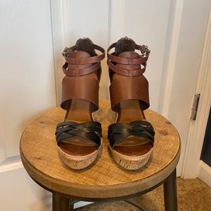 DOLCE VITA Wedge Sandals!